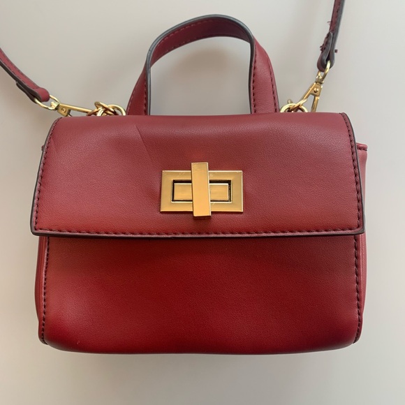 Mini Crossbody/Handle Bag in Red & Gold - Picture 4 of 4